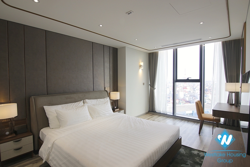 High quality two bedroom apartment for rent in Ba Dinh